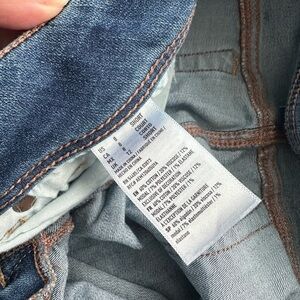 8 short American Eagle flare jeans